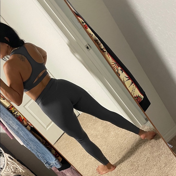 Bombshell Sportswear python set - Picture 2 of 3